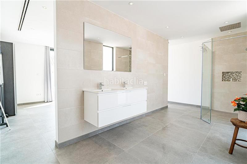 Foto 3fad3b90-f1a7-4ce8-bfb1-d9fc3145aaa0. Masía villa de lujo con piscina en solar de 16.529m2 aprox. , en Llucmajor