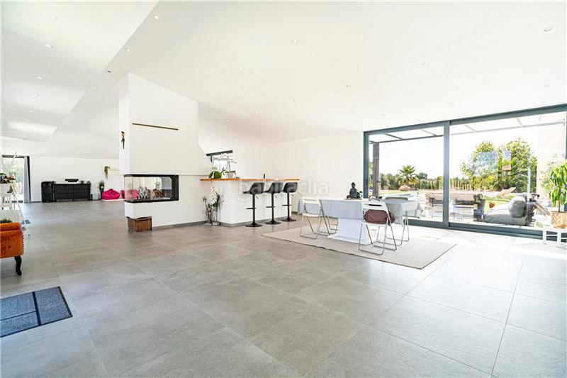 Foto c97dc1b9-bfc6-4ef5-a2e6-2b275e01cfb9. Masía villa de lujo con piscina en solar de 16.529m2 aprox. , en Llucmajor