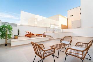Lloguer Planta baixa a Colònia Sant Jordi. A estrenar. planta baja con terrazas y piscina privada.