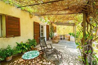 Rent Country house in Selva. Casa rústica en solar de 3.500m2 aprox. con vistas panorámicas e
