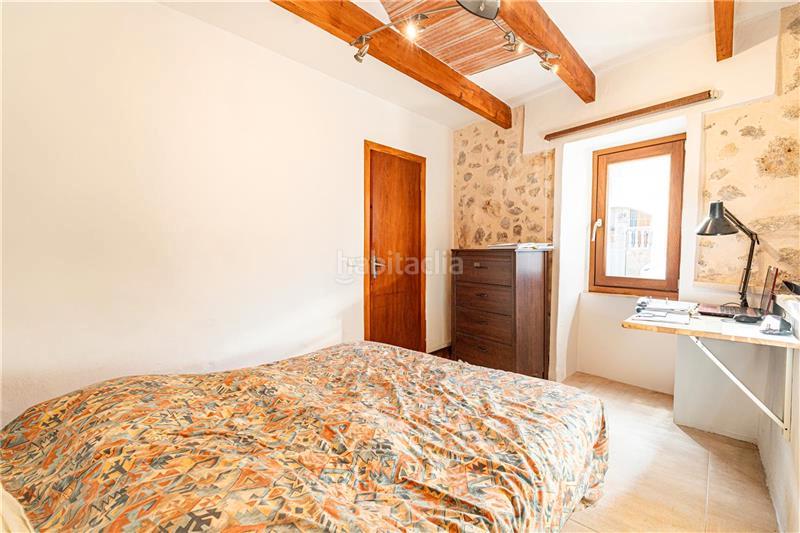 Foto a2b942c1-dc1d-4c15-a05d-36c4623b6f36. Alquiler casa pareada chalet pareado con jardín en Búger