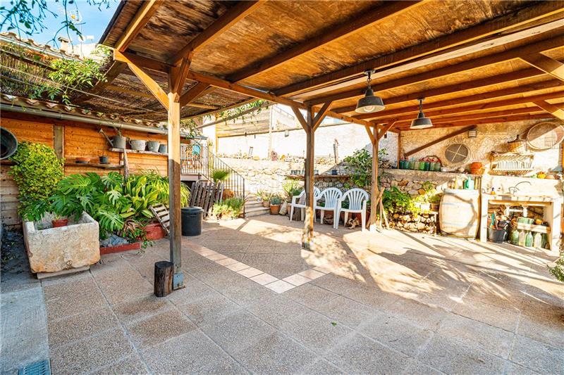 Foto b03beab4-7e7e-403b-8230-6e77670f199b. Alquiler casa pareada chalet pareado con jardín en Búger