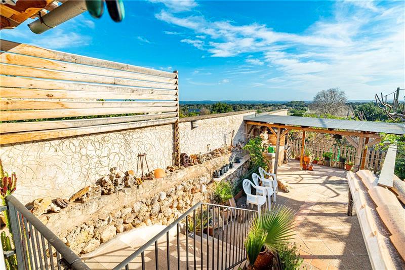 Foto d188ace6-6a55-43bc-93a7-3e11a23940bf. Alquiler casa pareada chalet pareado con jardín en Búger