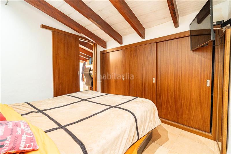 Foto d6778a75-56ec-4f13-9c6a-782996754246. Alquiler casa pareada chalet pareado con jardín en Búger