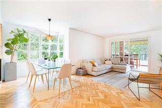 Pis a Sa Teulera. Piso de diseño con terraza en residencial con piscina comunitari