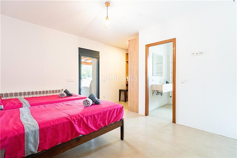 Foto b8492c44-a846-4348-9a7f-947938889bb3. Casale con camino riscaldamento parcheggio piscina in Campos