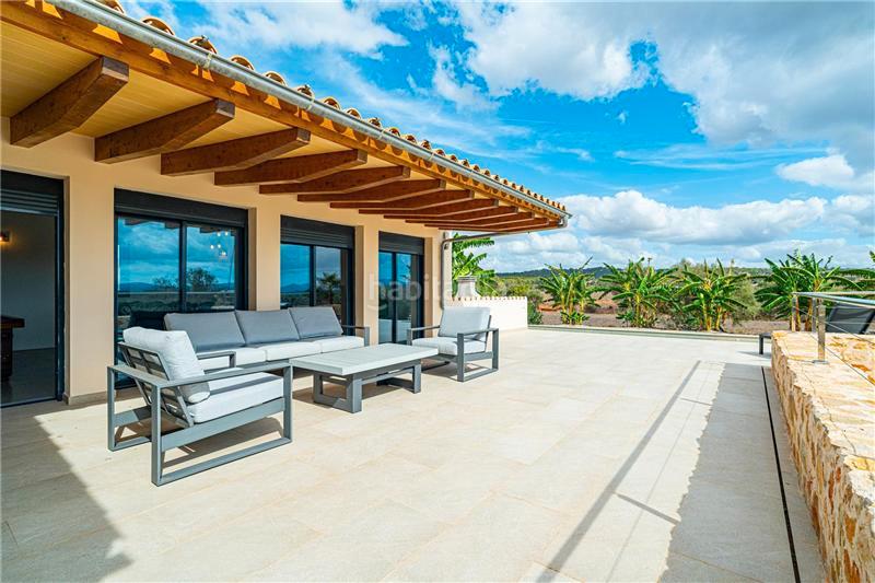 Foto f207b976-a9fa-4e34-bb20-90c539f2f41f. Casale con camino riscaldamento parcheggio piscina in Campos