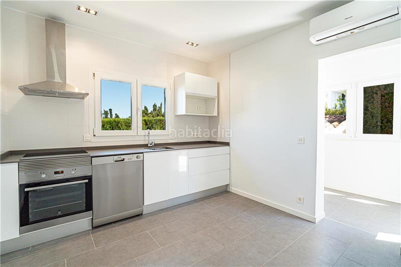 Foto 3c94e558-3511-4b51-9d6a-a0ea2394a49f. Lloguer xalet amb xemeneia aparcament piscina a Badia Blava-Badia Gran-Tolleric Llucmajor