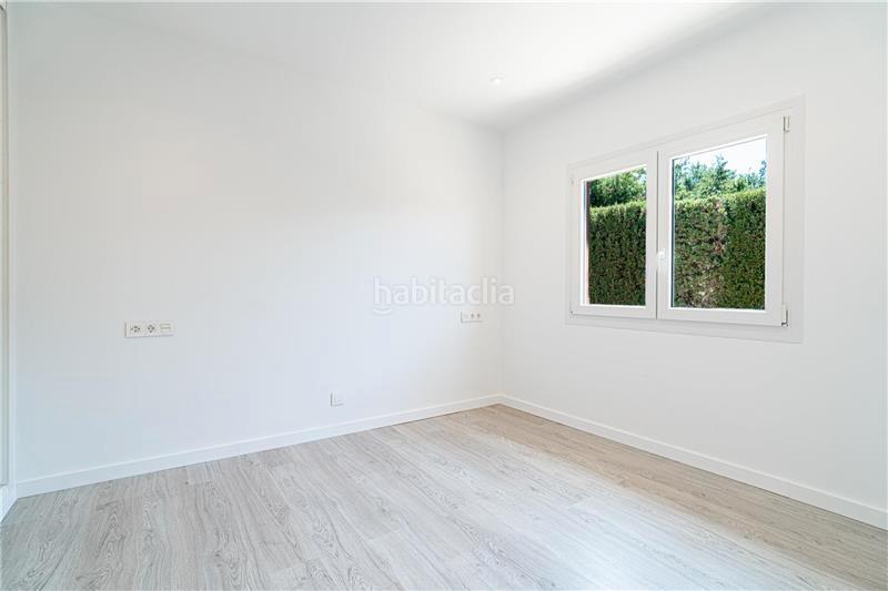 Foto c5d8f172-b292-46e5-bb9b-add447cd5091. Lloguer xalet amb xemeneia aparcament piscina a Badia Blava-Badia Gran-Tolleric Llucmajor