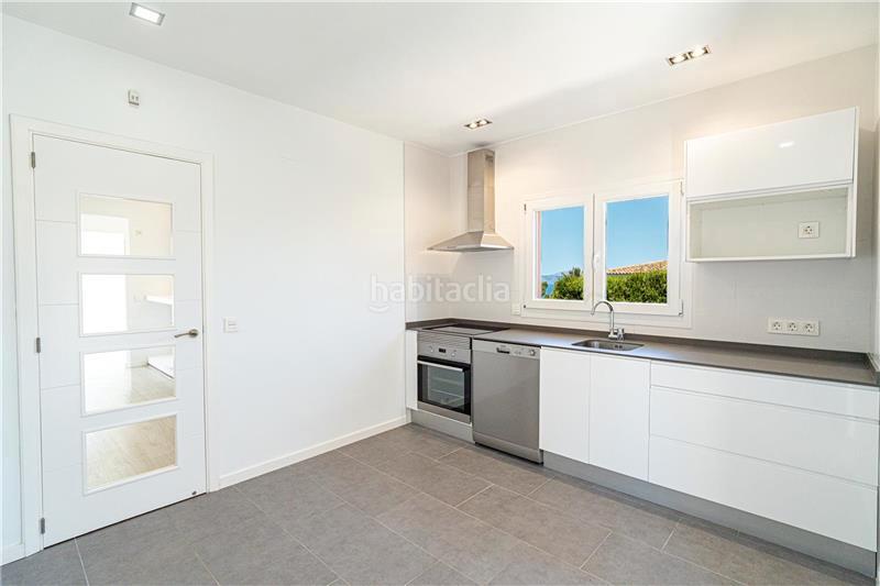 Foto cf338bb8-4594-40ce-9492-d01df01b8280. Location chalet avec cheminée parking piscine dans Badia Blava-Badia Gran-Tolleric Llucmajor