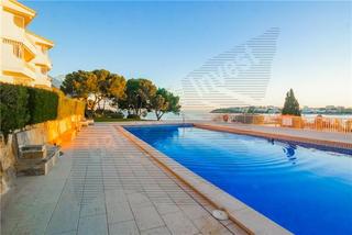 Location Appartement à Palmanova. Alquiler. apartamento con piscina comunitaria, salón comedor, co