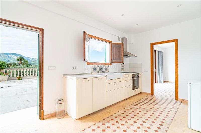 Foto 180441bb-c897-47f9-bd52-01485e5a23b0. Xalet amb xemeneia aparcament piscina a Establiments Palma de Mallorca