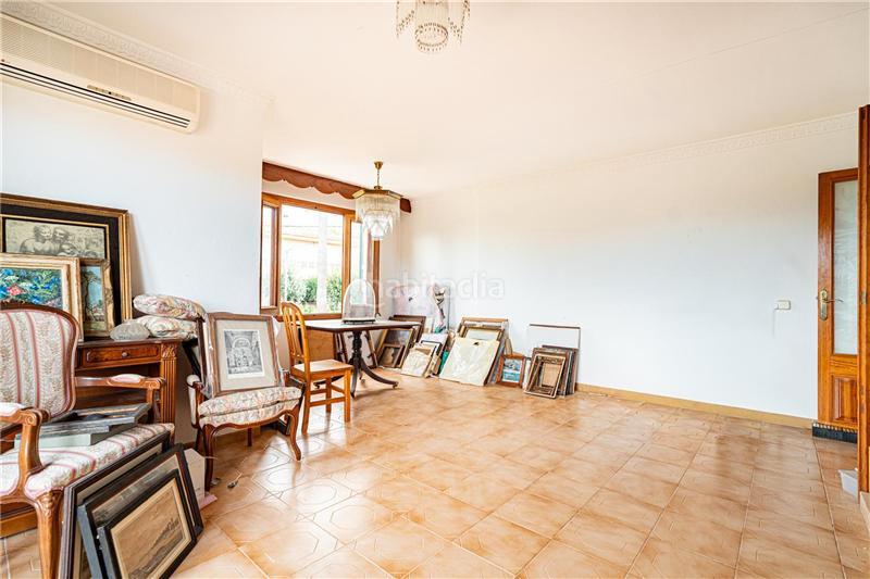 Foto 885d8460-5dd4-473f-9025-bfc58e8f1323. Xalet amb xemeneia aparcament piscina a Establiments Palma de Mallorca