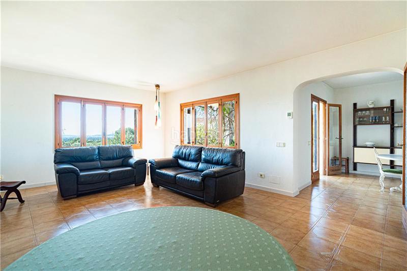 Foto 268329f7-e1a8-4e5b-8c2e-d71ea4d45a40. Chalet con camino parcheggio in Sa Cabaneta Marratxí