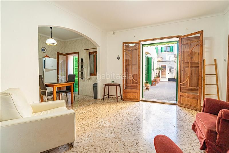 Foto 08dca223-54e3-4446-84c5-227023393b0e. Casa amb xemeneia aparcament a Petra