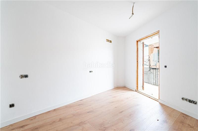 Foto e33b75a8-ac99-4629-84e2-65f4d2565129. Casa adossada amb aparcament a Selva