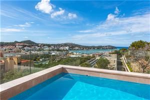 Attique à Santa Ponça. A estrenar. ático con terrazas y piscina privada en complejo res