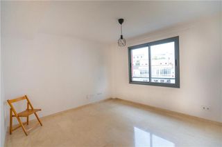 Alquiler Piso en Bons Aires. Apartamento en zona plaza españa,