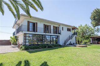 Masia a Es Coll d´En Rabassa. Finca rústica en solar de 7.173m2 aprox. en palma,