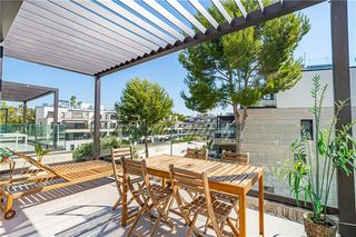 Pis a Santa Ponça. Piso de diseño en residencial con piscina y jardines comunitario