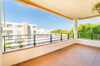 Affitto Appartamento in Les Maravelles. Piso  de 124m2 aprox. con terraza en residencial con piscina com