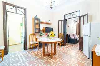 Appartamento in Es Camp Redó. Piso con terraza de 10m2 aprox.