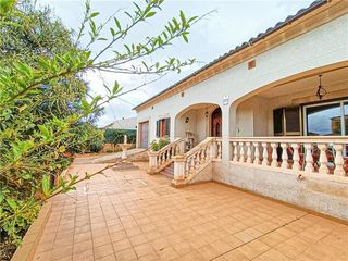 Chalet à Sa Cabana - Can Carbonell - Ses Cases Noves. Chalet unifamiliar en solar de 500m2 aprox. en zona residencial
