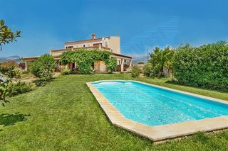 Bauernhof in Binissalem. Finca rústica en solar de 14.167m2 aprox.,