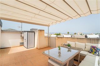 Pis a Son Serra-Sa Vileta. Piso con terraza en residencial con piscina comunitaria,