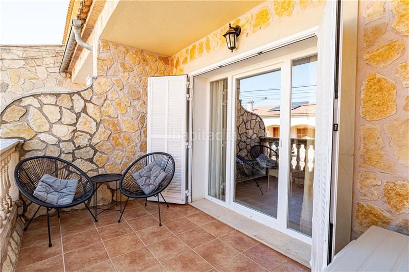 Foto 50c4ce76-3620-4552-b9df-0a00d385637f. Lloguer casa adossada amb xemeneia aparcament a Els pla de na Tesa Marratxí
