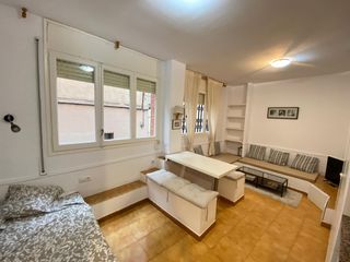 Lloguer Estudi a Vila de Gràcia. Apartamento tipo loft amueblado en vila de gracia