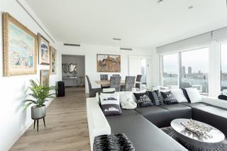 Location Appartement dans Poblenou. Espectacular piso amueblado con terraza, pk y zona comunitaria e