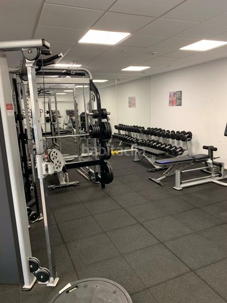 Foto 1221cc1b-19da-4454-89c2-920f5dacb0b1. Lloguer pis amb calefacció aparcament piscina a Poblenou Barcelona