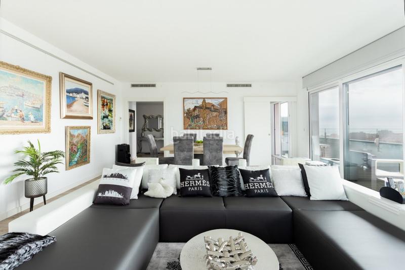 Foto 92026ad0-55c1-4b11-bd41-5c4ad2d4a41e. Rent flat with heating parking pool in Poblenou Barcelona