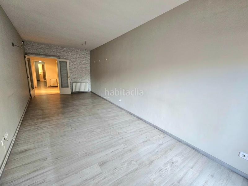 Foto b8a11cd6-6713-4dcf-9b96-78158e32283a. Piso  en venta en vila de gracia en Vila de Gràcia Barcelona