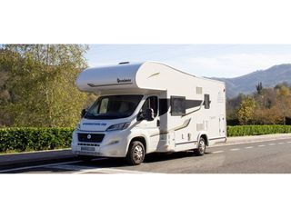 Location Parking voiture à Santa Margarida de Montbui. Parking alquiler para autocaravana  furgoneta  camper  remolques