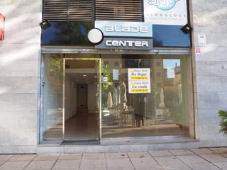 Location Local commercial à Centre. Local comercial en alquiler cal font