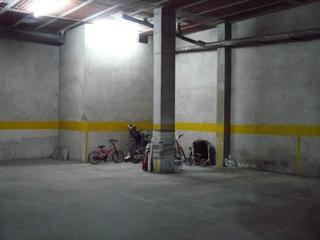 Parking voiture à Centre. Parking en venta