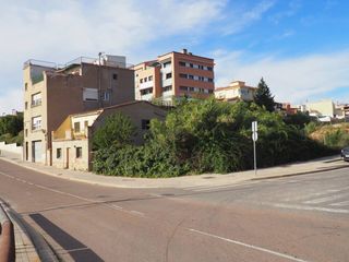 Terreny residencial  Avenida nostra senyora de la pietat. Solar en venta en igualada