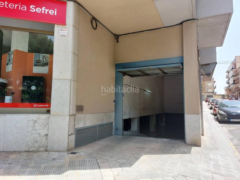 Foto ada77d2d-a68f-498b-be49-9cf79d3d4825. Autoparkplatz in Poble Sec Igualada
