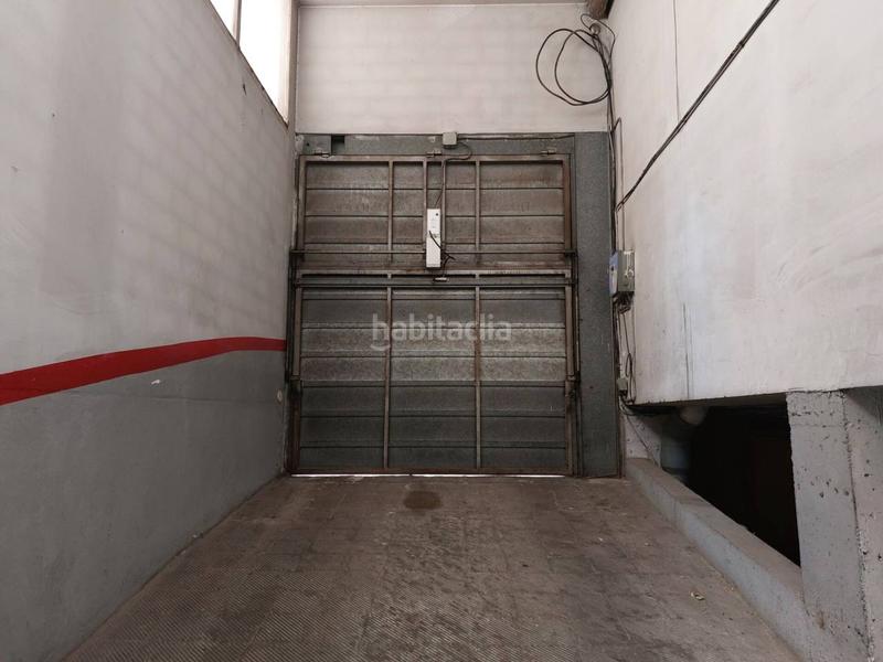 Foto b8bceca3-f715-4214-ac98-58acf693c43f. Autoparkplatz in Poble Sec Igualada