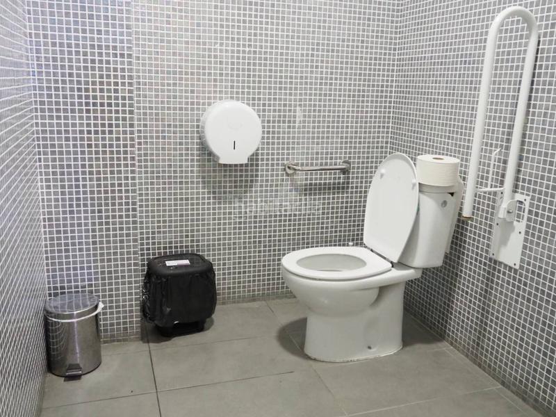 Foto 3f6ffa92-0aba-475c-9aa2-09fe5bc12648. Traspàs local comercial a Ponent - Set Camins Igualada