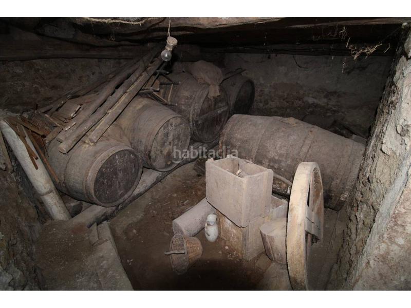 Foto 0708fc63-b8b2-4628-a6f6-7c265037bfd1. Casa  nucli antic montbui con 455 m2 de jardí en Santa Margarida de Montbui