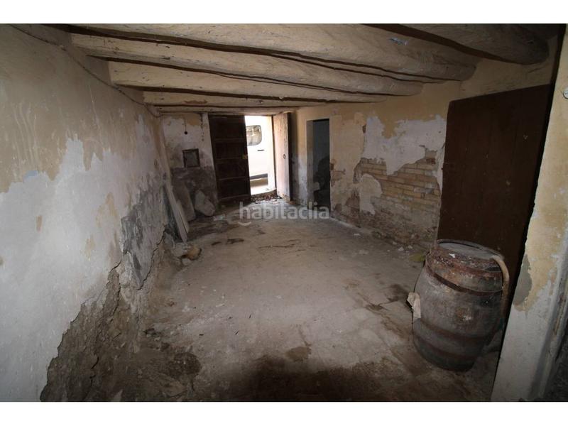 Foto 30ceeb31-bb5a-4716-a848-3ab381262c6f. Casa  nucli antic montbui con 455 m2 de jardí en Santa Margarida de Montbui