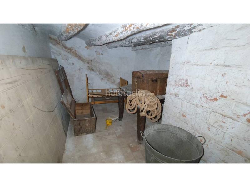 Foto 57f4a584-4699-47e9-8ec8-387400ebfd7f. Casa  nucli antic montbui con 455 m2 de jardí en Santa Margarida de Montbui