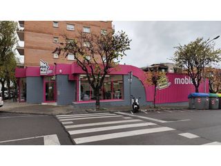 Local Comercial en Llevant. Local en venta en llevant