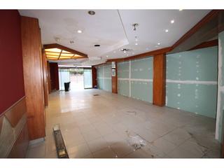 Lloguer Local Comercial a Llevant. Local comercial para alquilar