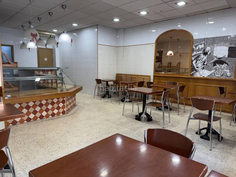 Foto 13379ed6-efe2-43e9-8d06-a958f80fdd58. Rent business premise in Poble Sec Igualada