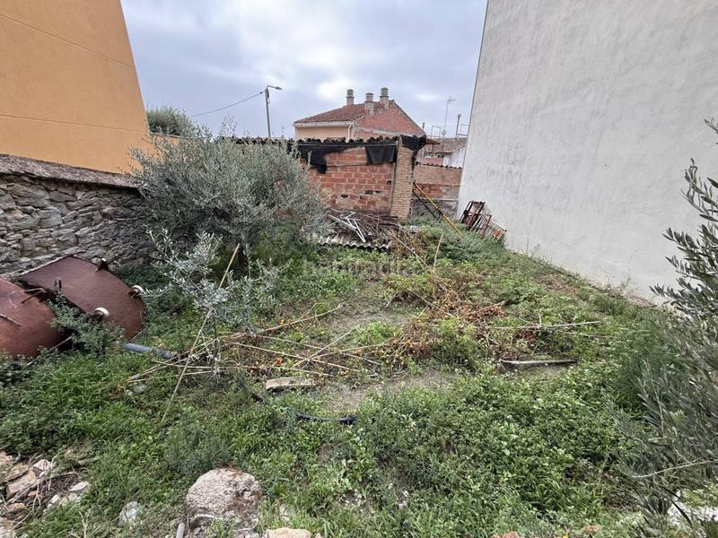 Foto c12692a2-7b54-42f0-9f66-a89117e2d2fb. Residential plot in Òdena