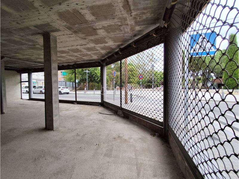 Foto 77421ceb-9d63-48a6-821e-392c7a568dea. Local comercial a Poble Sec Igualada
